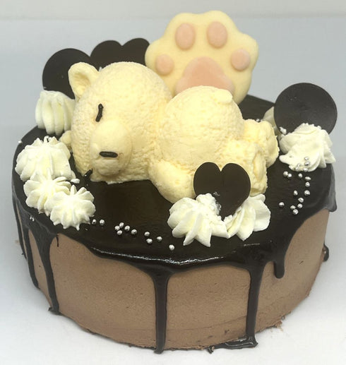 森のくまさんのいちごチョコケーキ